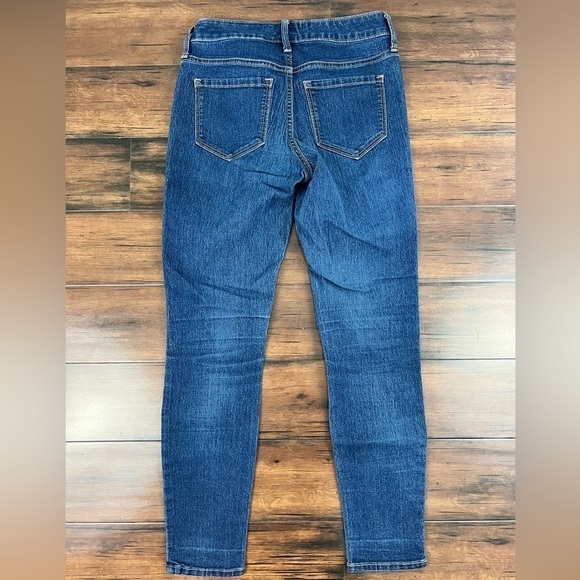 Old Navy Super Skinny Jeans - Size 2P - Picture 4 of 6
